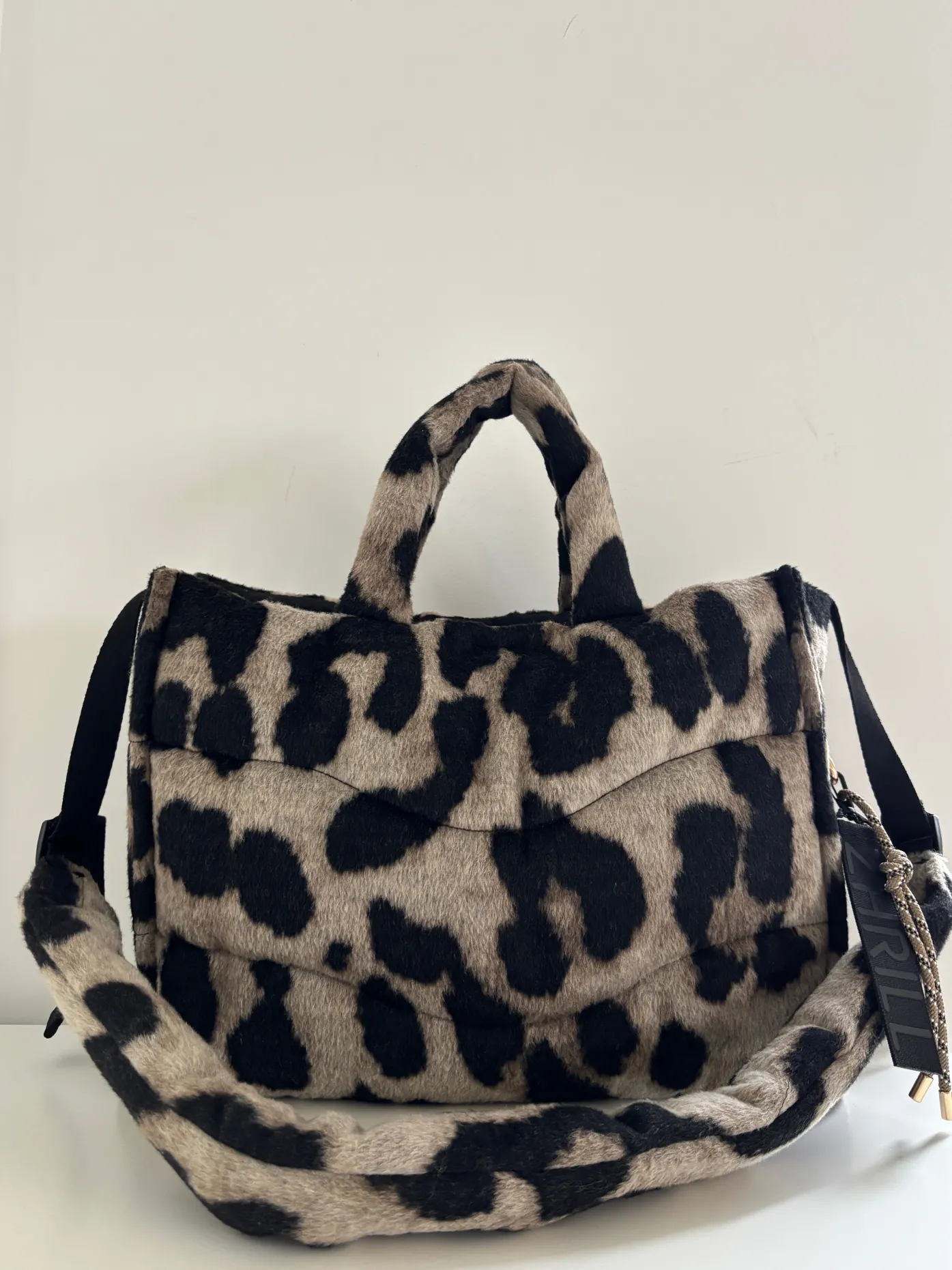 Zhrill Taschen*ZHVIE LEO